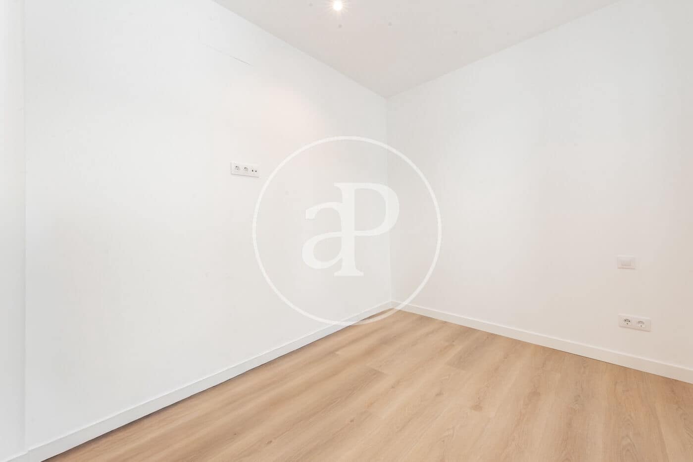 1 bedroom Apartment for sale in Madrid city - € 430,000 (Ref: 9922315)