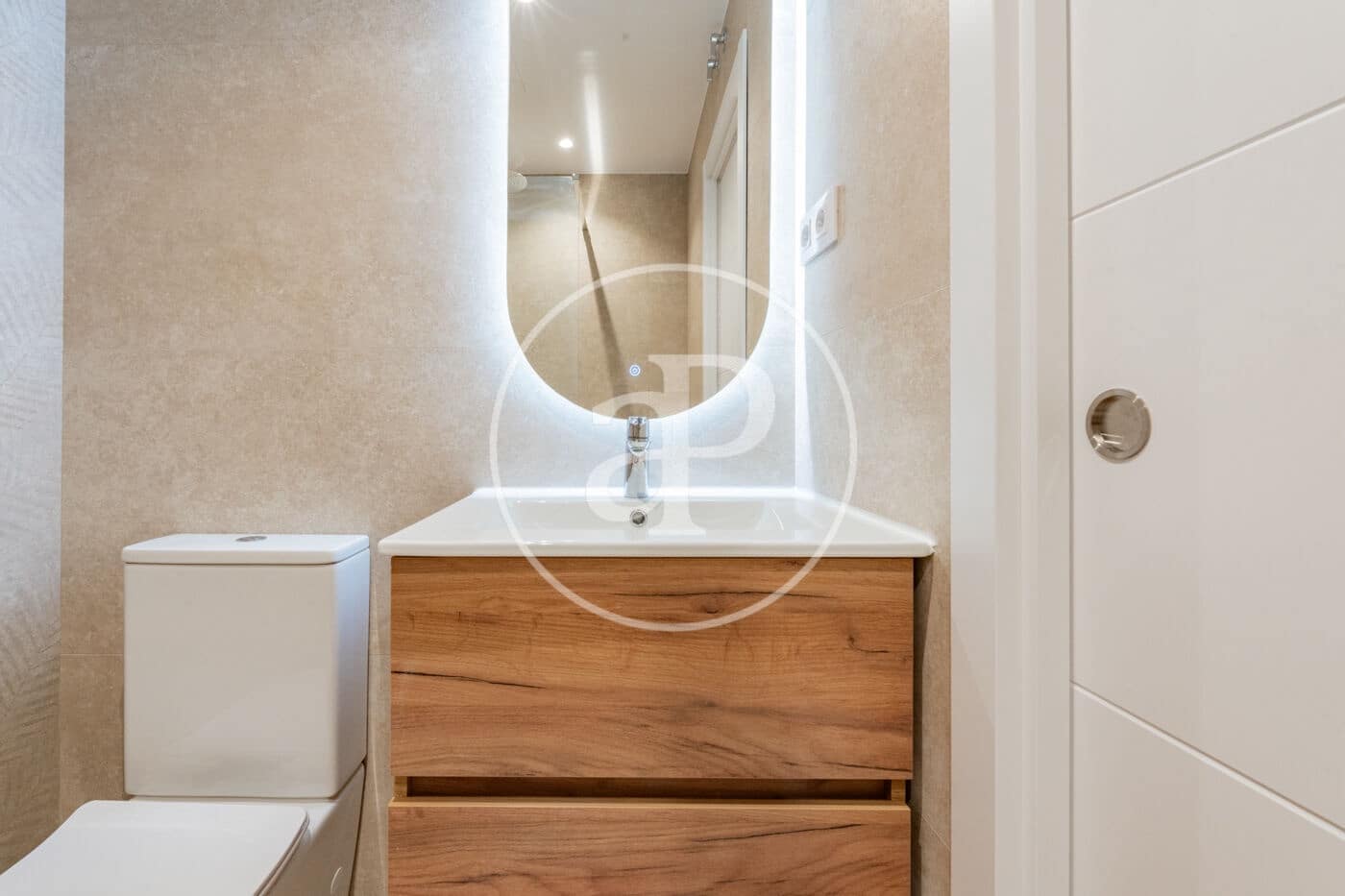 1 bedroom Apartment for sale in Madrid city - € 430,000 (Ref: 9922315)