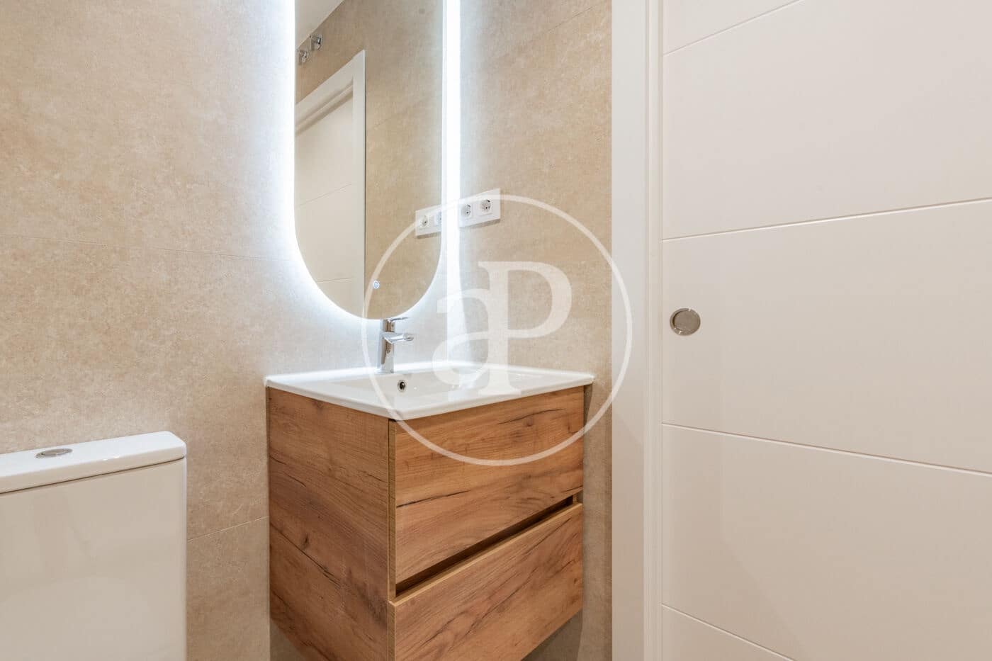 1 bedroom Apartment for sale in Madrid city - € 430,000 (Ref: 9922315)