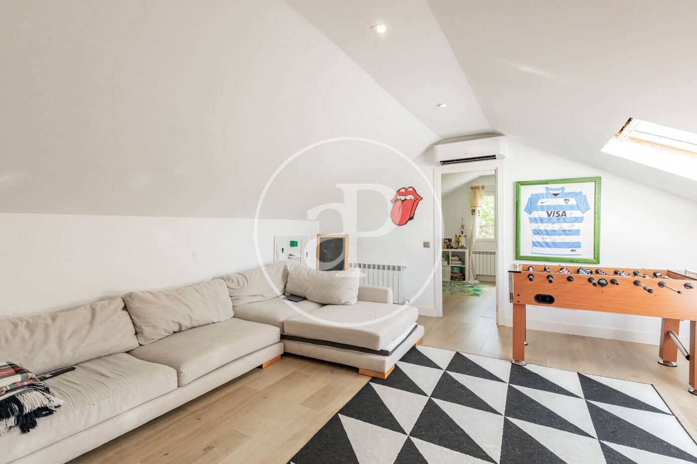 Chalet de 6 habitaciones en San Sebastián de los Reyes en venta con piscina - 1.925.000 € (Ref: 9922318)