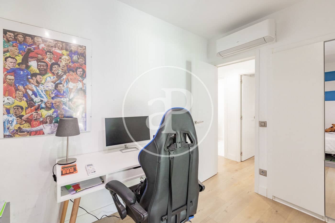 Chalet de 6 habitaciones en San Sebastián de los Reyes en venta con piscina - 1.925.000 € (Ref: 9922318)