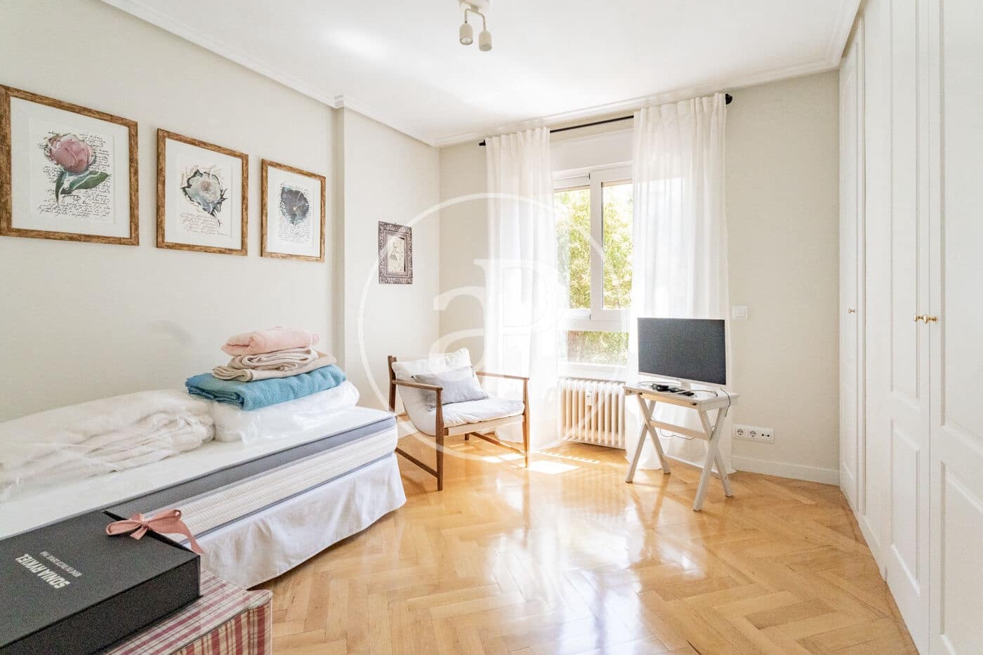 3 soveværelse Lejlighed til salg i Madrid by - € 1.479.000 (Ref: 9922319)