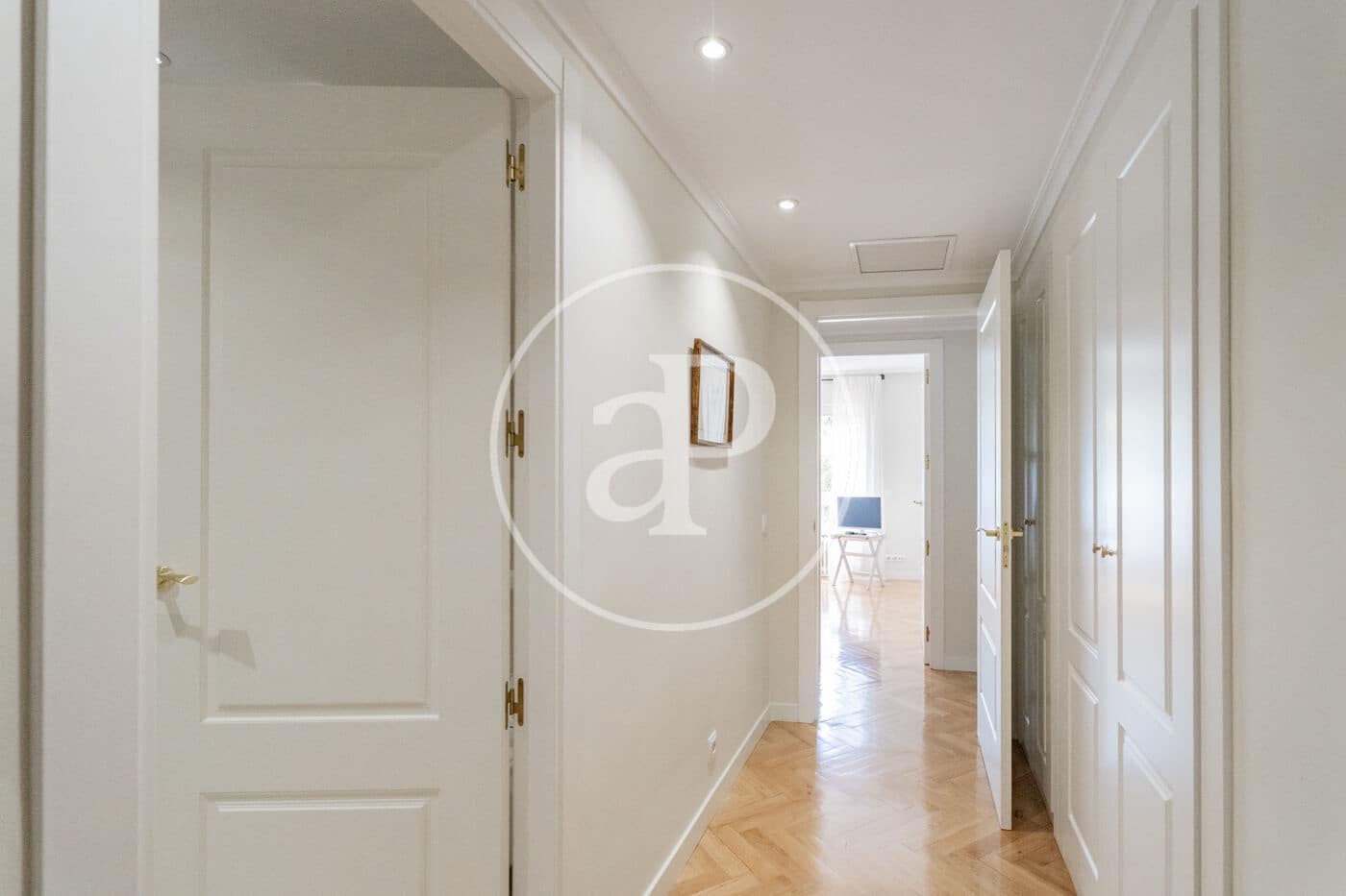 3 soveværelse Lejlighed til salg i Madrid by - € 1.479.000 (Ref: 9922319)