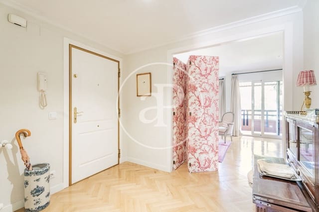 3 soveværelse Lejlighed til salg i Nueva España, Madrid by - € 1.479.000 (Ref: 9922319)