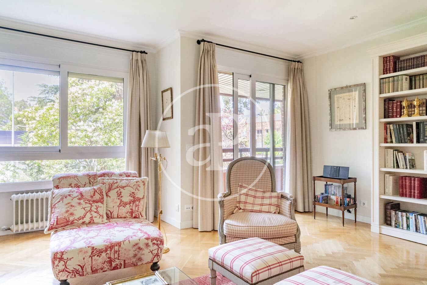 3 soveværelse Lejlighed til salg i Madrid by - € 1.479.000 (Ref: 9922319)