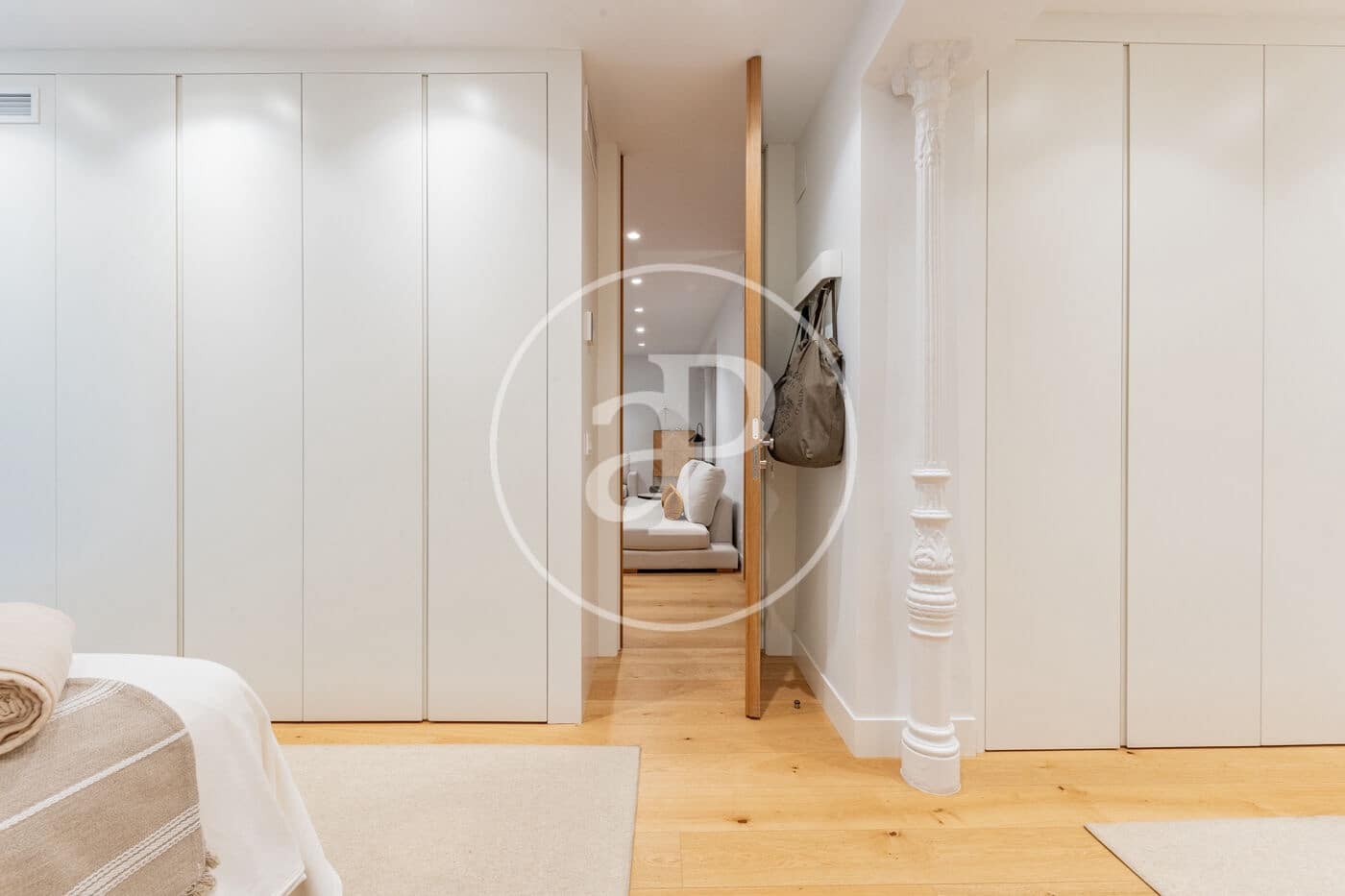3 bedroom Apartment for rent in Madrid city - € 7,800 (Ref: 9924623)