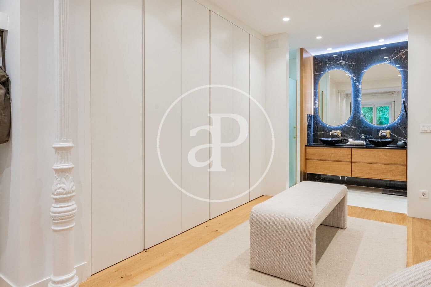 3 bedroom Apartment for rent in Madrid city - € 7,800 (Ref: 9924623)