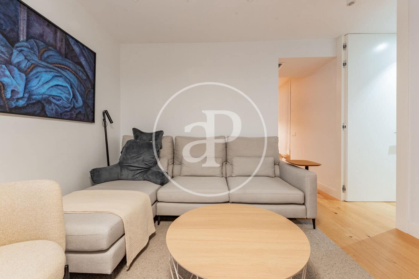 3 bedroom Apartment for rent in Madrid city - € 7,800 (Ref: 9924623)