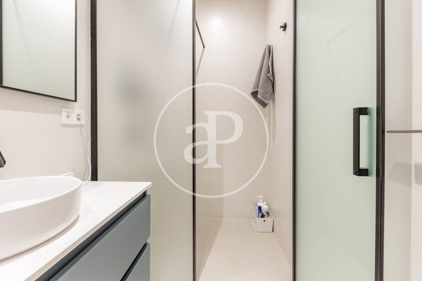 3 bedroom Apartment for rent in Madrid city - € 7,800 (Ref: 9924623)