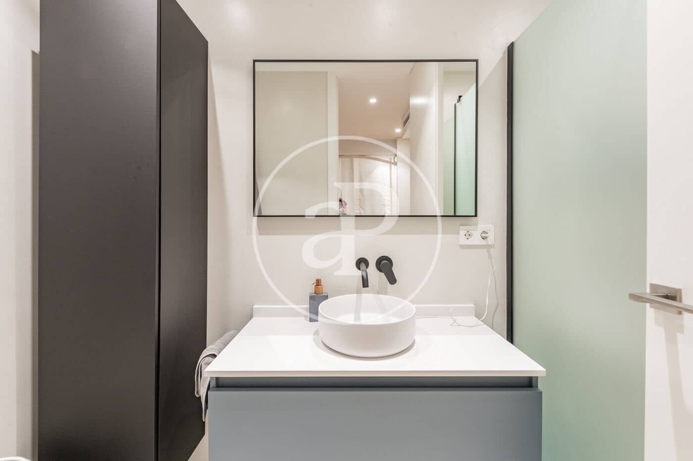 3 bedroom Apartment for rent in Madrid city - € 7,800 (Ref: 9924623)
