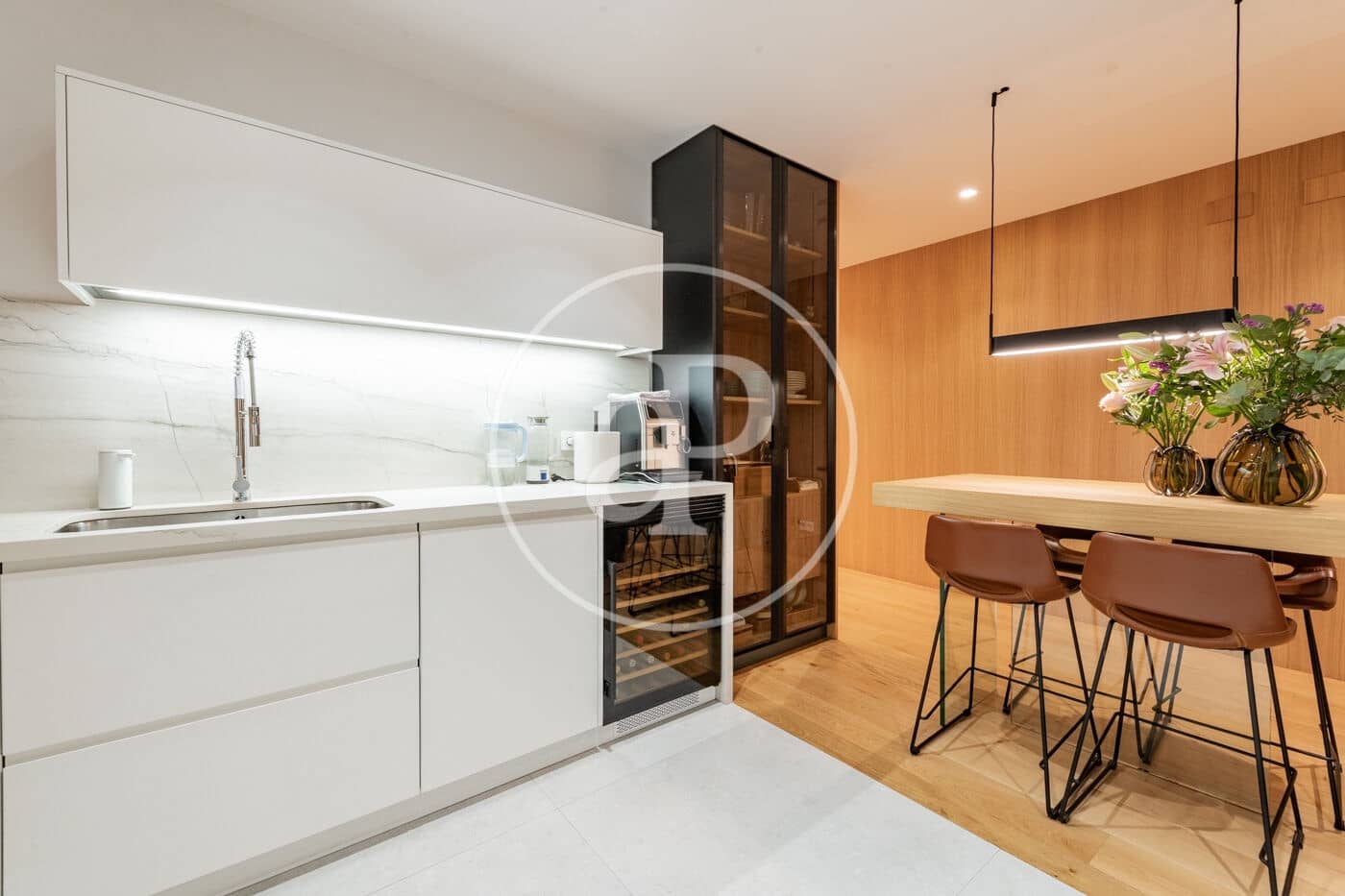 3 bedroom Apartment for rent in Madrid city - € 7,800 (Ref: 9924623)