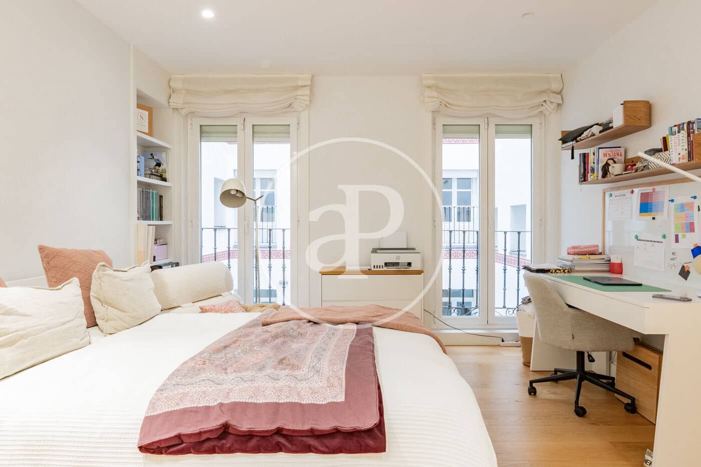 3 bedroom Apartment for rent in Madrid city - € 7,800 (Ref: 9924623)