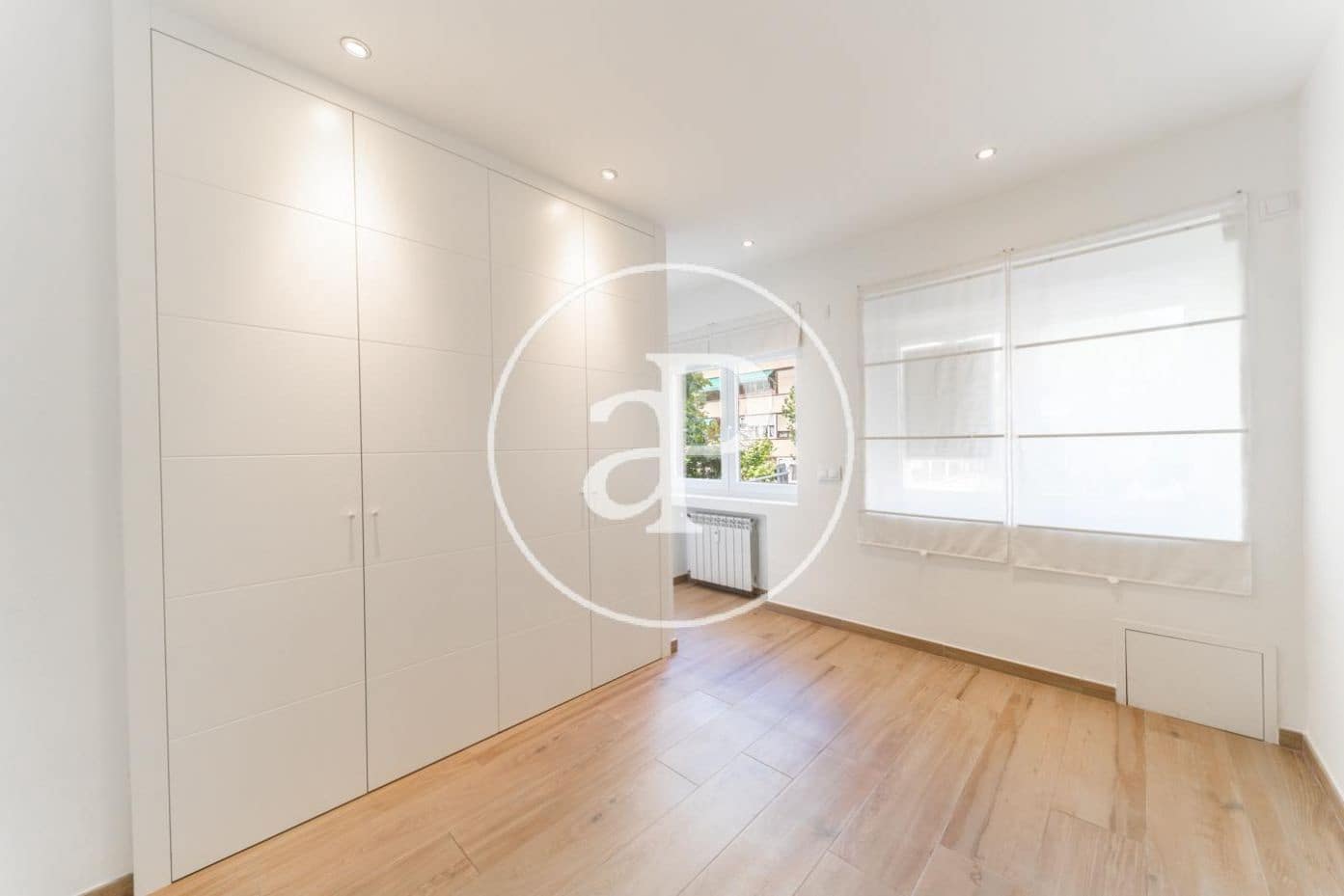Apartamento de 3 habitaciones en Madrid ciudad en alquiler - 2.350 € (Ref: 9924624)