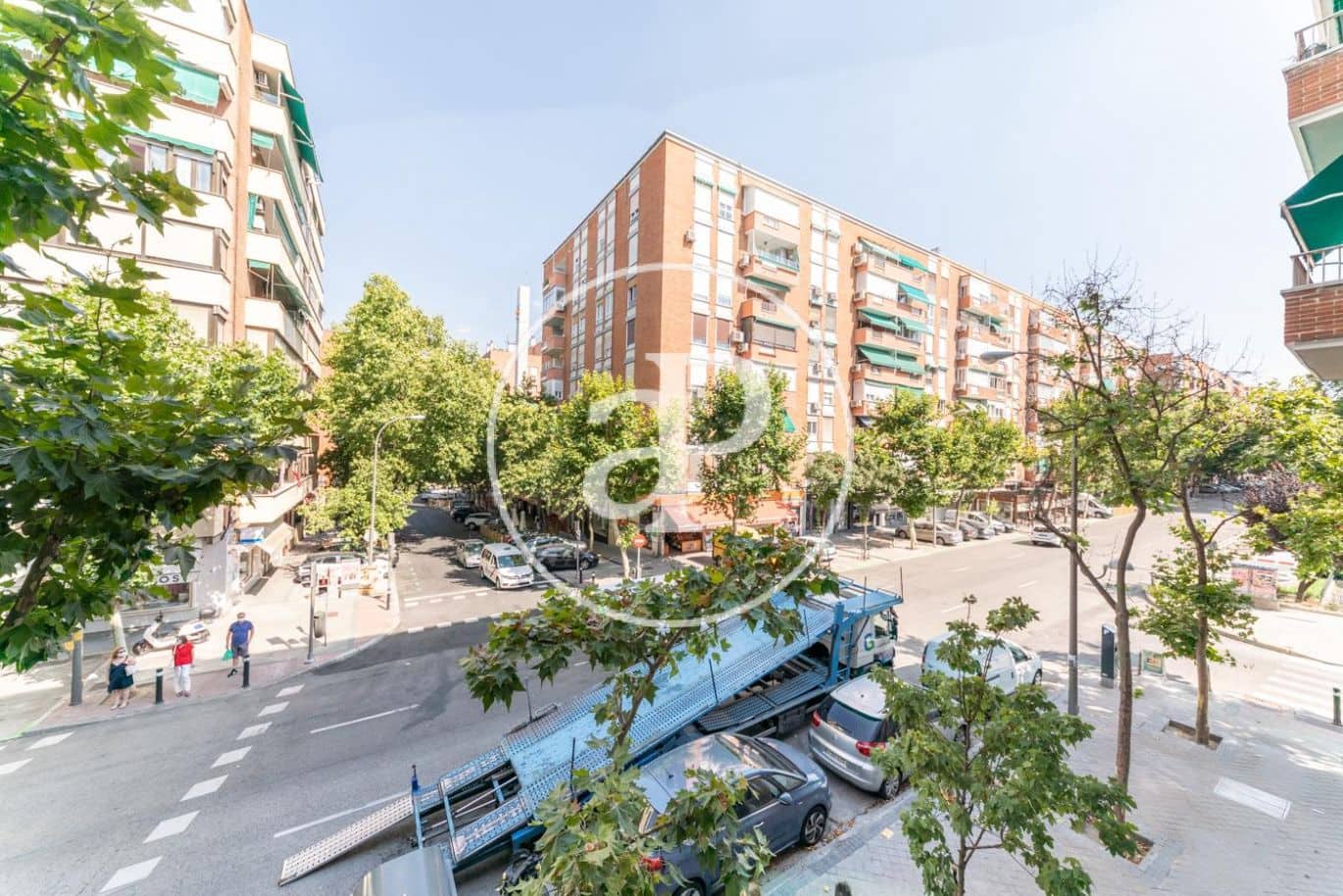 Apartamento de 3 habitaciones en Madrid ciudad en alquiler - 2.350 € (Ref: 9924624)