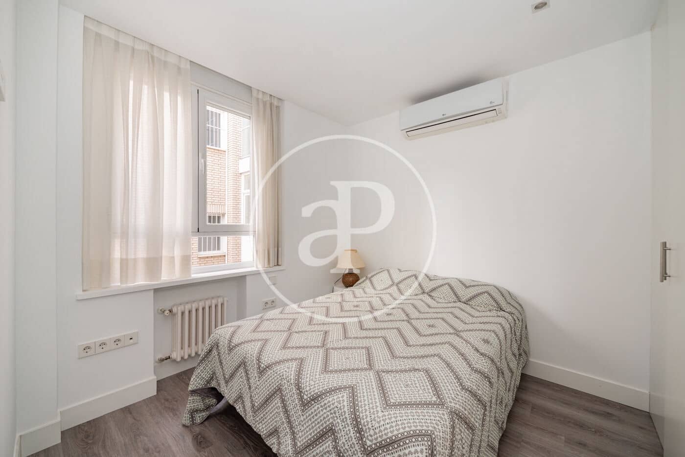 Apartamento de 3 habitaciones en Madrid ciudad en alquiler con garaje - 4.500 € (Ref: 9927413)