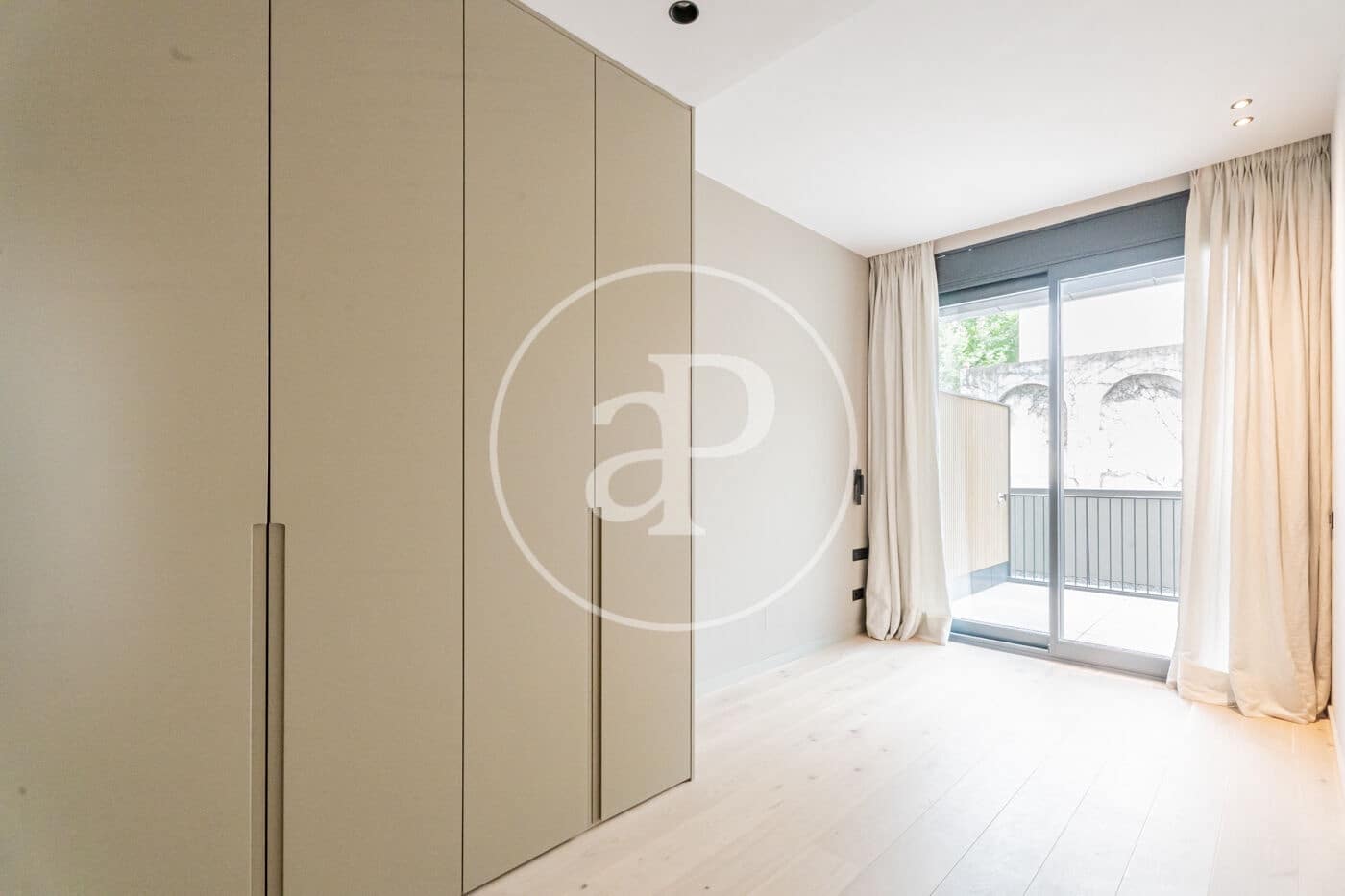 2 quarto Apartamento para arrendar em Madrid cidade com piscina garagem - 3 800 € (Ref: 9927414)