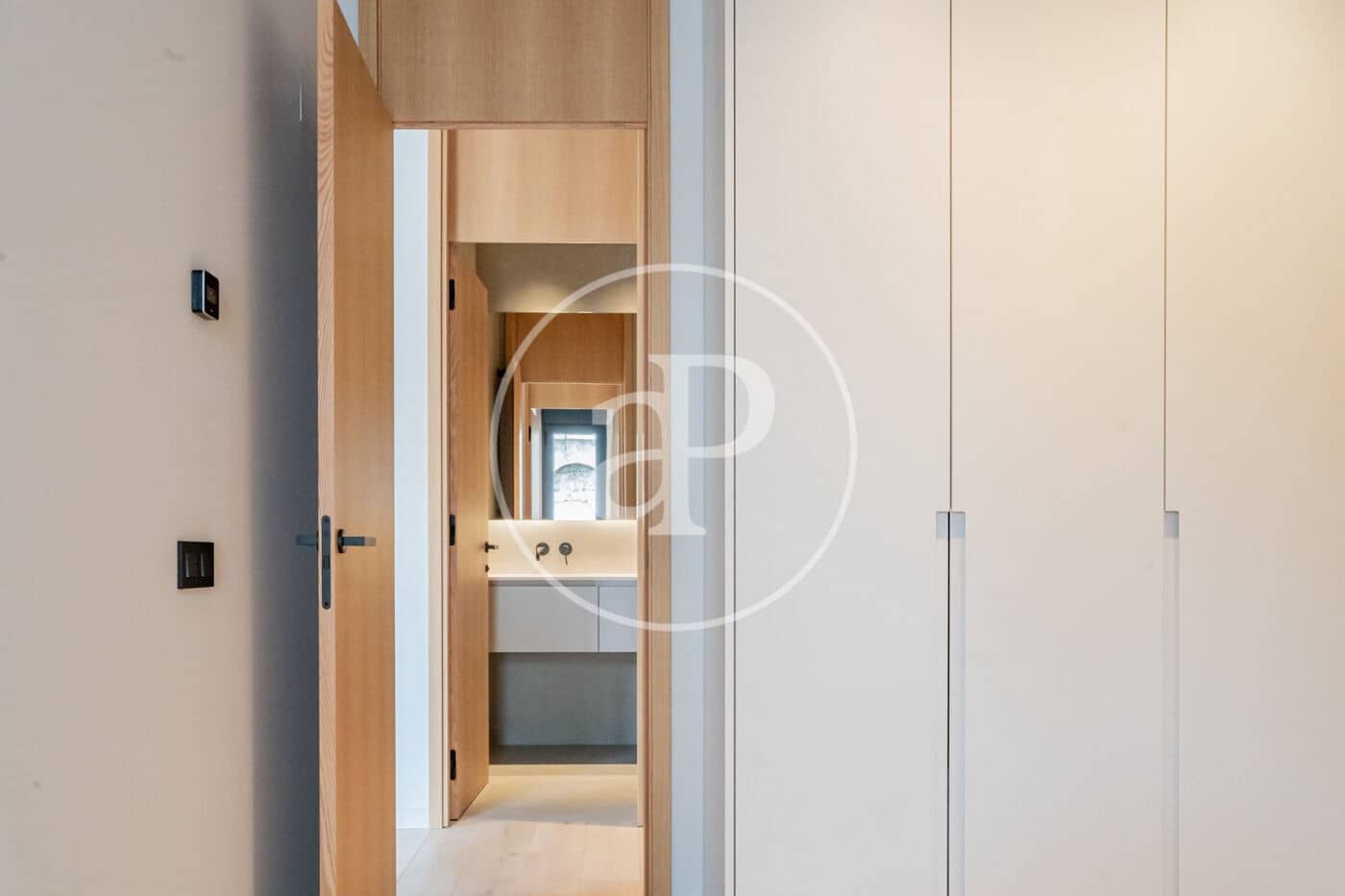 2 quarto Apartamento para arrendar em Madrid cidade com piscina garagem - 3 800 € (Ref: 9927414)