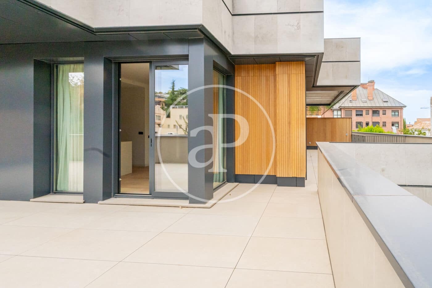 2 quarto Apartamento para arrendar em Madrid cidade com piscina garagem - 3 800 € (Ref: 9927414)