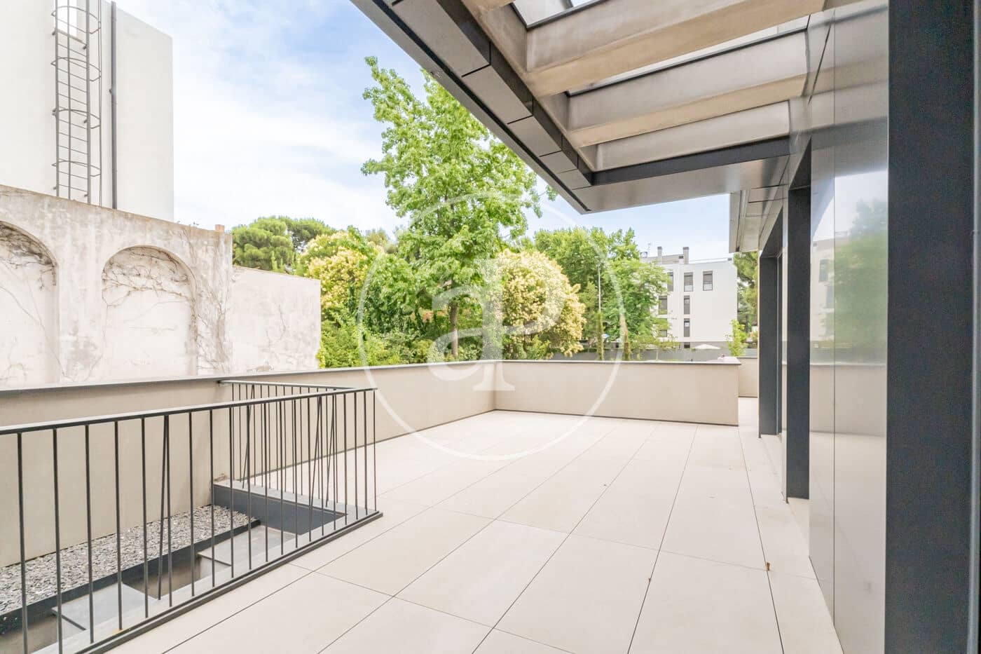 2 quarto Apartamento para arrendar em Madrid cidade com piscina garagem - 3 800 € (Ref: 9927414)