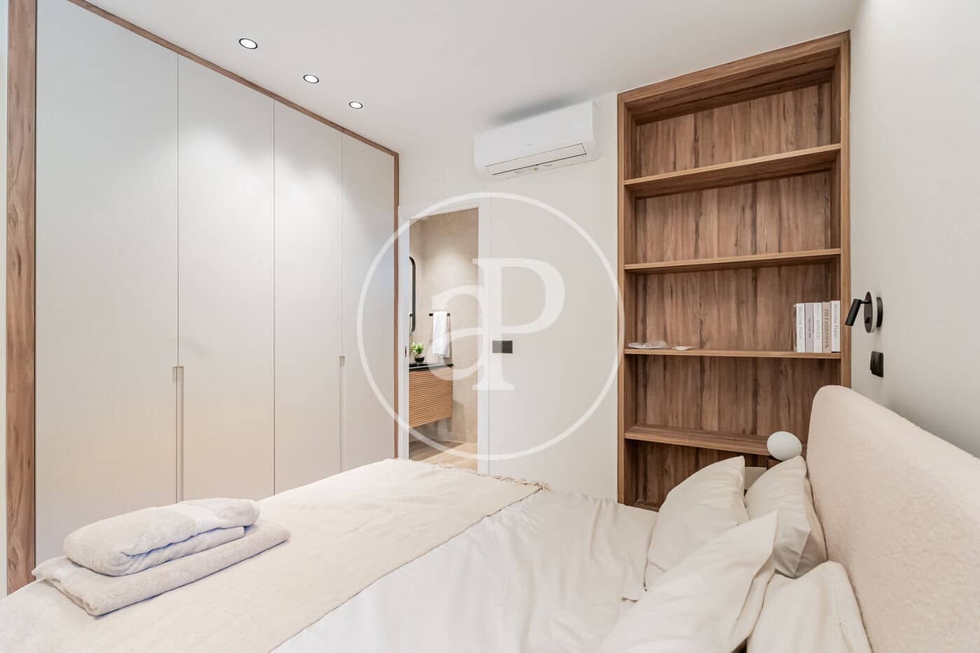2 sovrum Lägenhet att hyra i Madrid stad - 2 400 € (Ref: 9927415)
