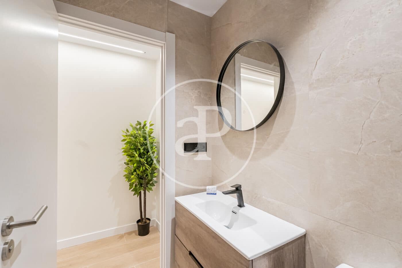 2 sovrum Lägenhet att hyra i Madrid stad - 2 400 € (Ref: 9927415)