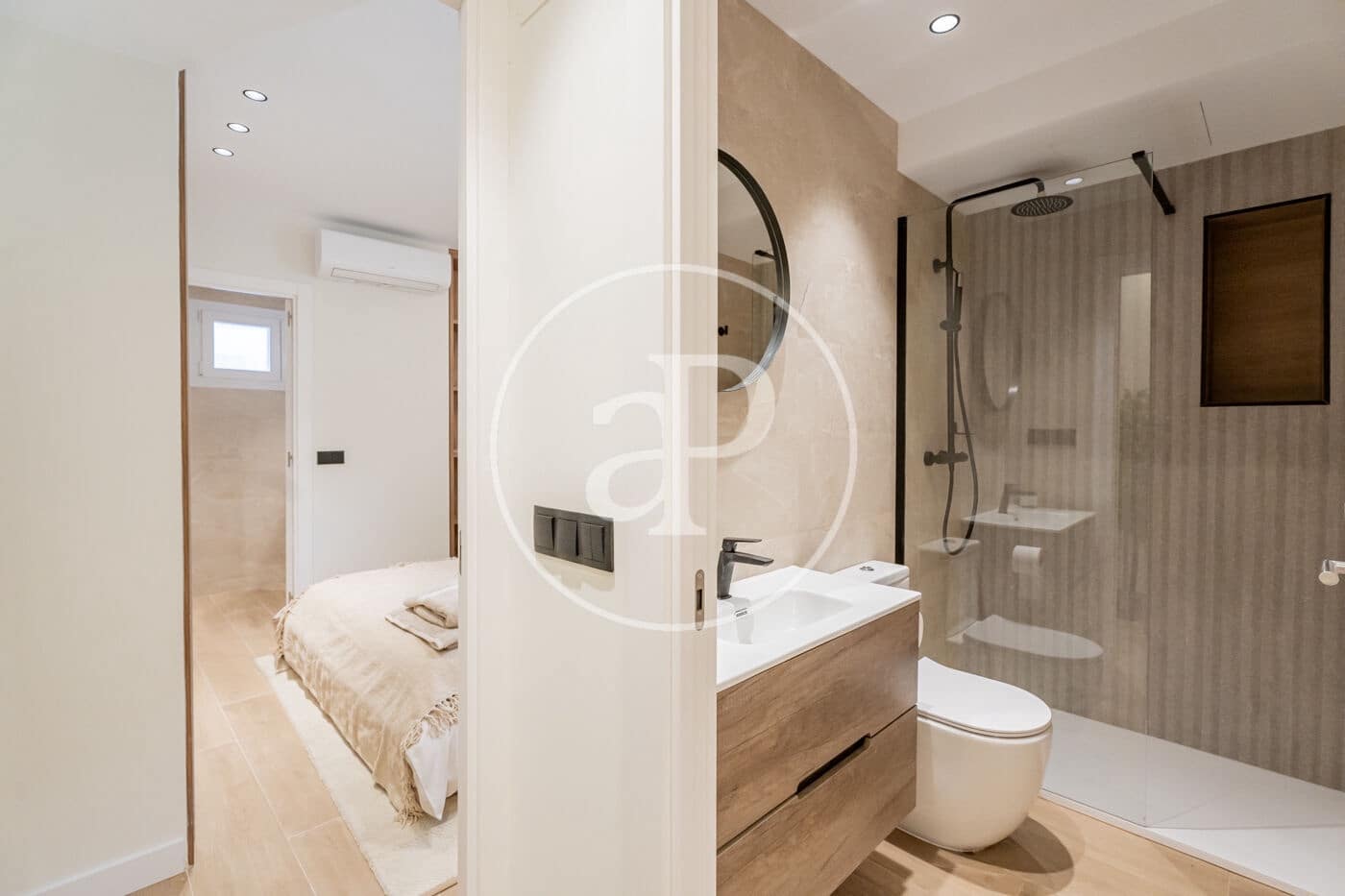 2 sovrum Lägenhet att hyra i Madrid stad - 2 400 € (Ref: 9927415)