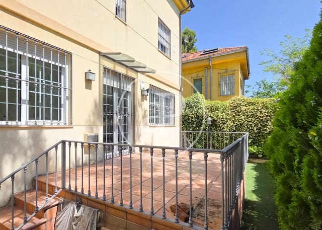 5 soveværelse Lejlighed til salg i Nueva España, Madrid by - € 3.500.000 (Ref: 9927416)