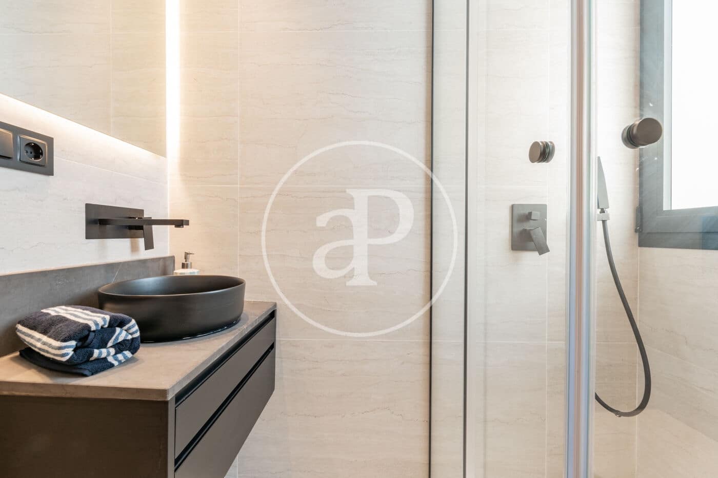 2 slaapkamer Penthouse te koop in Madrid stad - € 1.095.000 (Ref: 9927417)