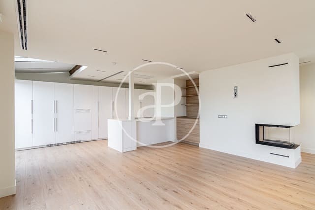 Ático de 4 habitaciones en Castellana, Madrid ciudad en alquiler con garaje - 10.000 € (Ref: 9927420)