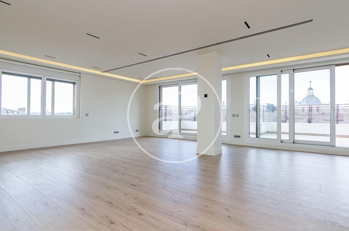 Ático de 4 habitaciones en Madrid ciudad en alquiler con garaje - 10.000 € (Ref: 9927420)