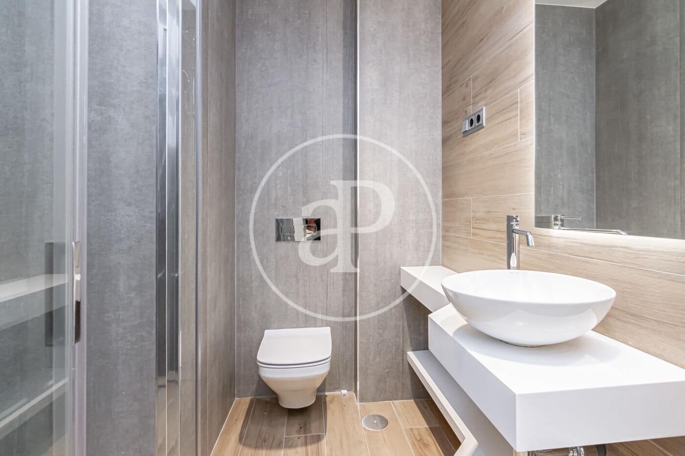 Ático de 4 habitaciones en Madrid ciudad en alquiler con garaje - 10.000 € (Ref: 9927420)