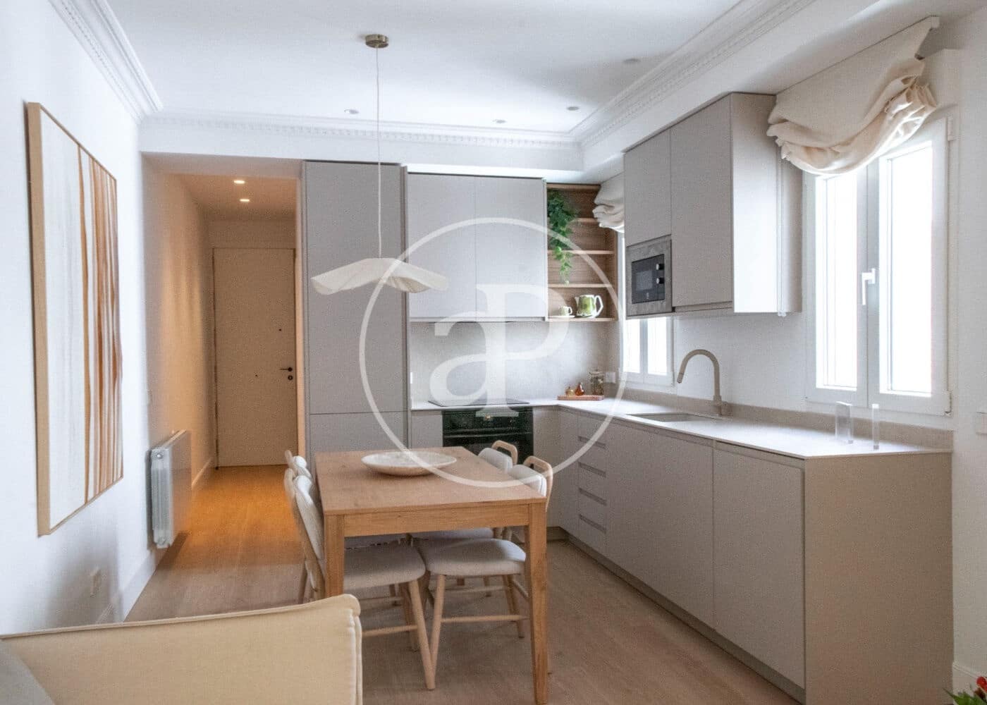 2 bedroom Apartment for sale in Madrid city - € 1,175,000 (Ref: 9927421)