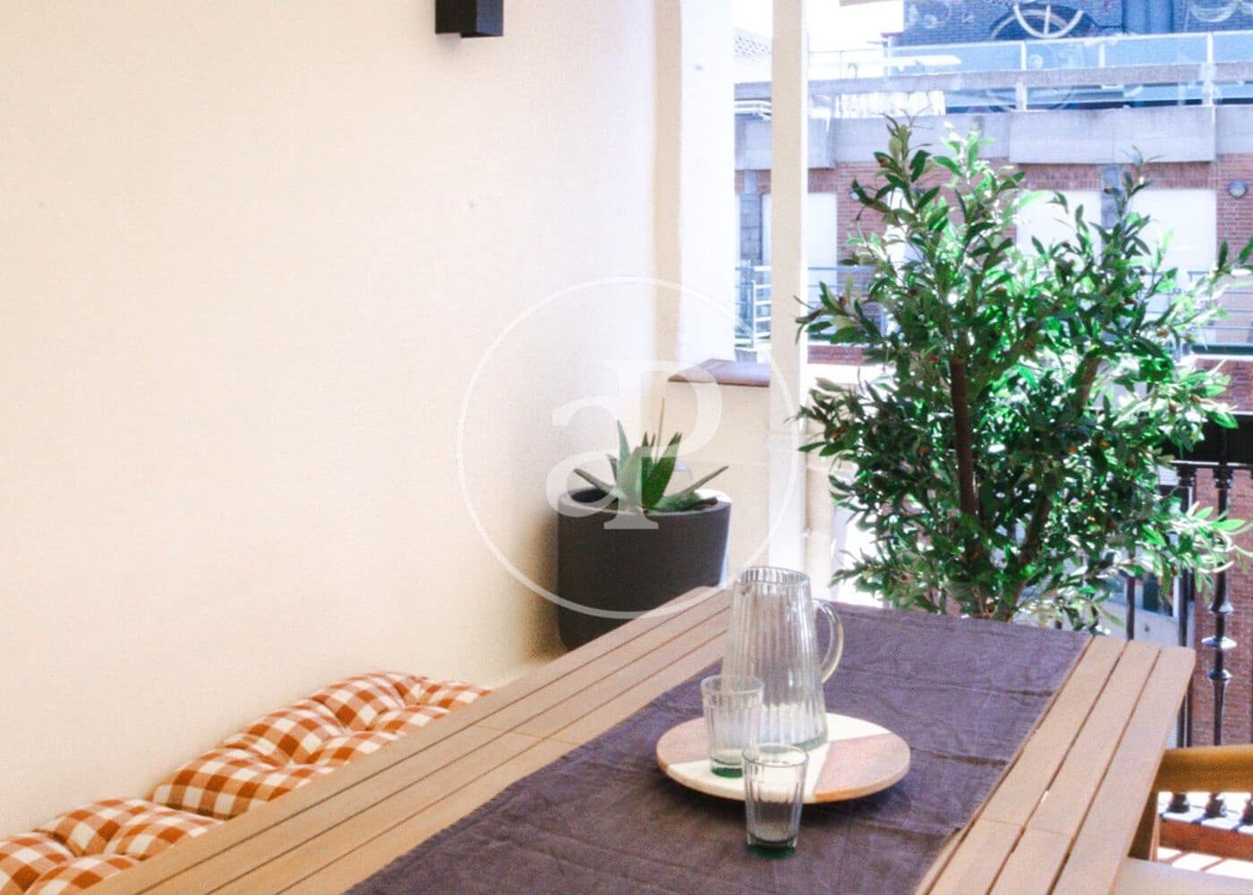 2 bedroom Apartment for sale in Madrid city - € 1,175,000 (Ref: 9927421)