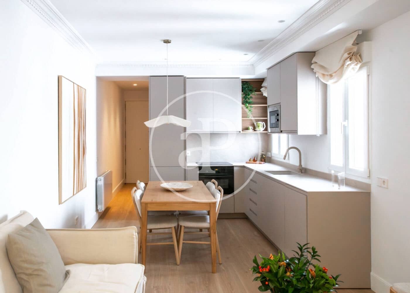 2 bedroom Apartment for sale in Madrid city - € 1,175,000 (Ref: 9927421)