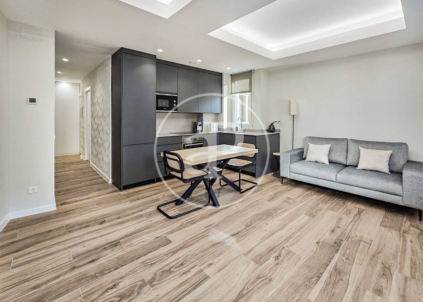 1 quarto Apartamento para arrendar em Madrid cidade - 1 790 € (Ref: 9927422)