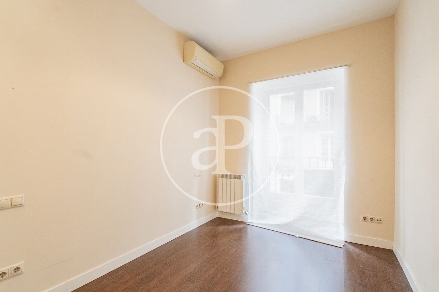 2 bedroom Apartment for rent in Madrid city - € 3,000 (Ref: 9929410)