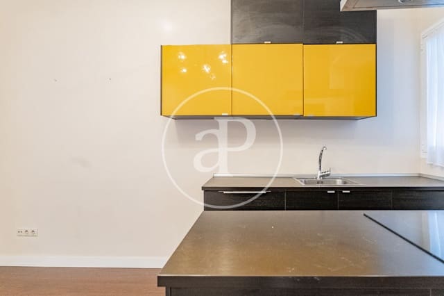 2 slaapkamer Appartement te huur in Justicia, Madrid stad - € 3.000 (Ref: 9929410)