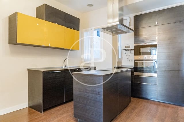 2 slaapkamer Appartement te huur in Justicia, Madrid stad - € 3.000 (Ref: 9929410)