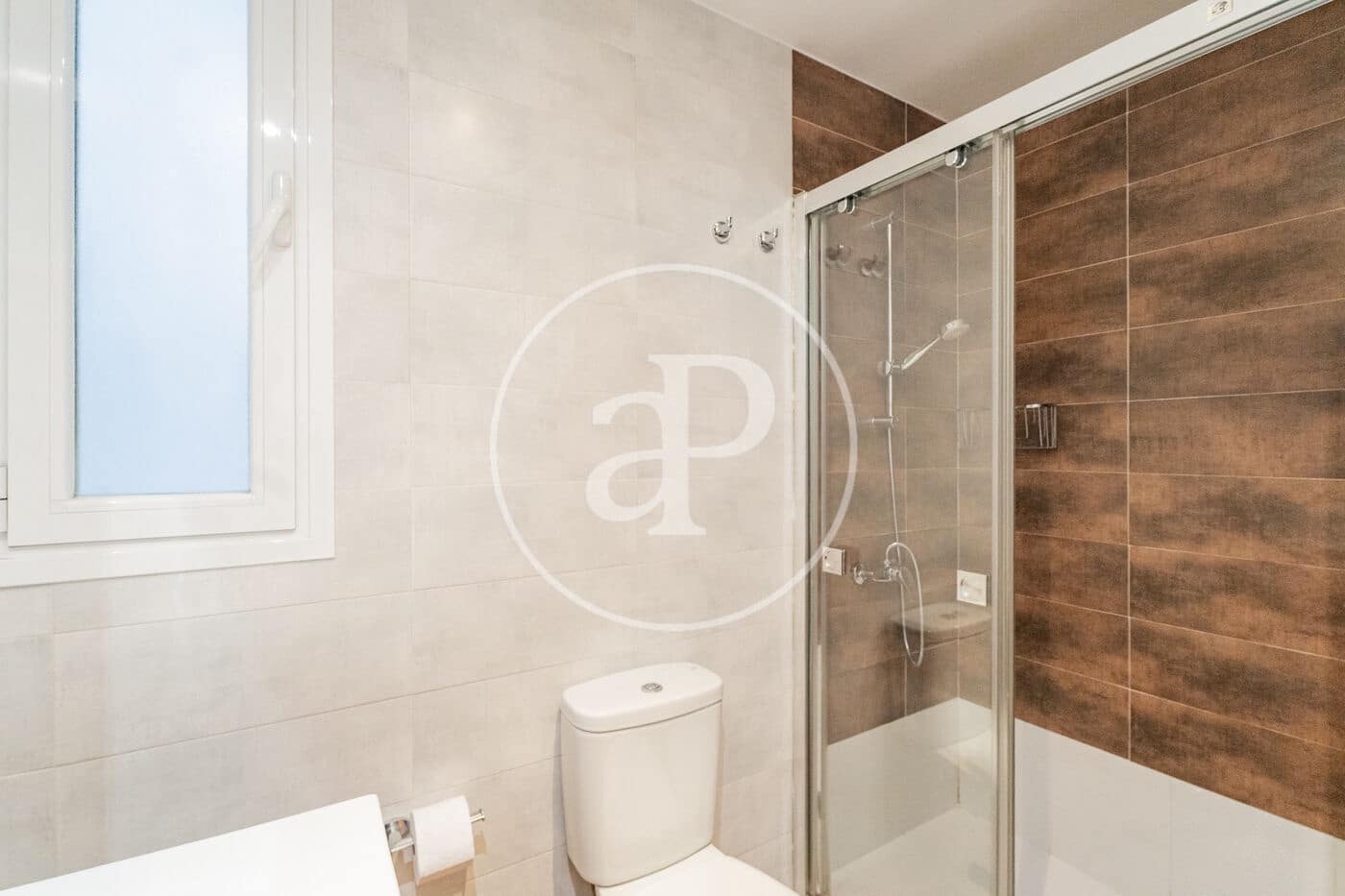 2 bedroom Apartment for rent in Madrid city - € 3,000 (Ref: 9929410)