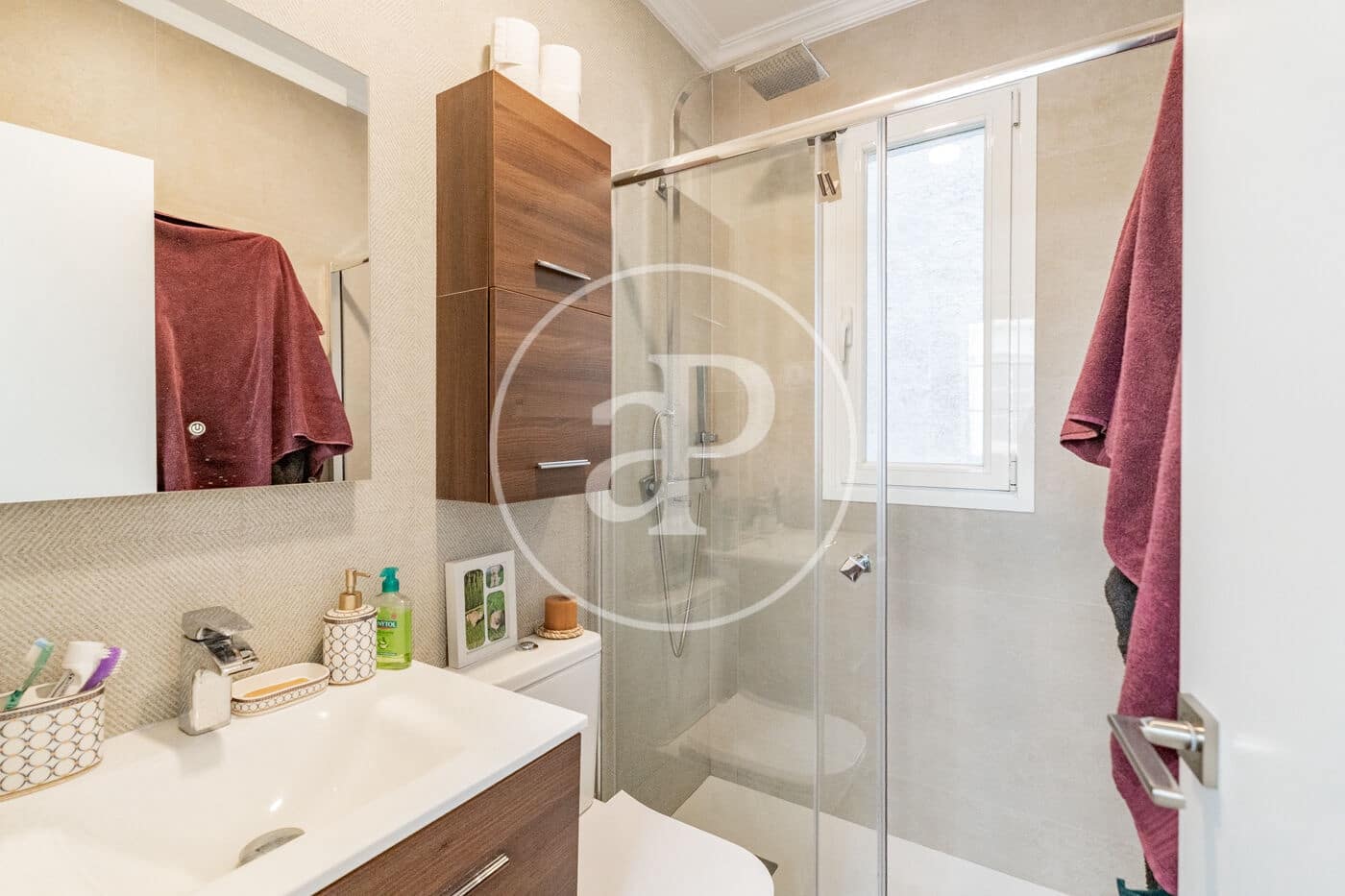 2 bedroom Apartment for rent in Madrid city - € 3,300 (Ref: 9929411)