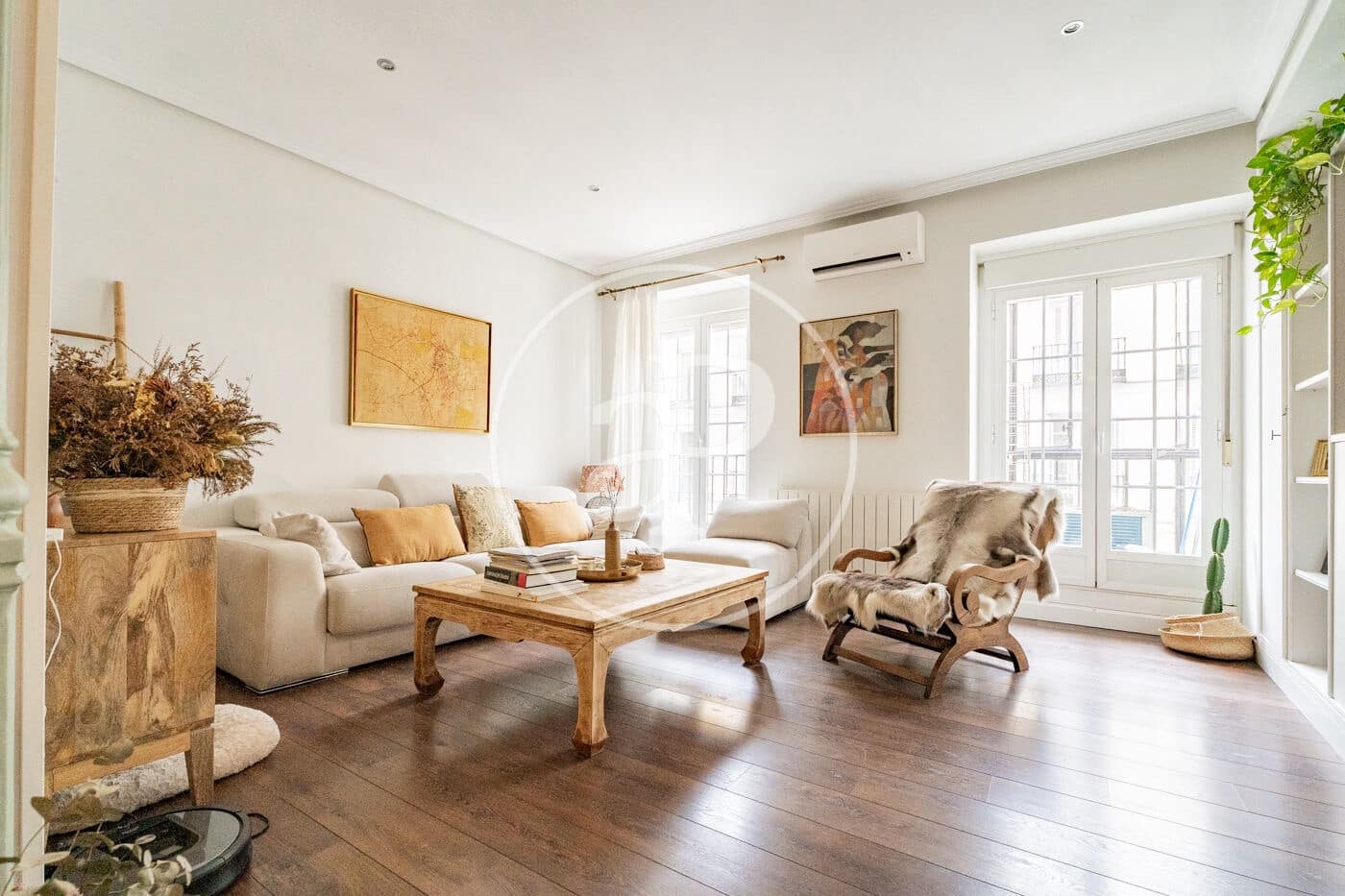 2 bedroom Apartment for rent in Madrid city - € 3,300 (Ref: 9929411)
