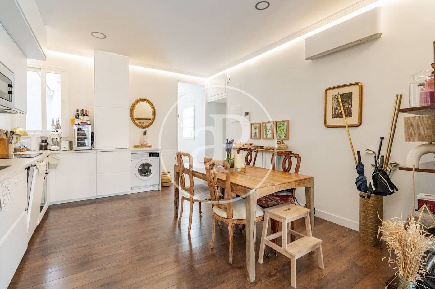 2 bedroom Apartment for rent in Madrid city - € 3,300 (Ref: 9929411)