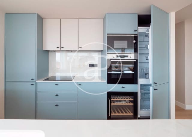 3 quarto Apartamento para arrendar em Ciudad Universitaria, Madrid cidade - 3 600 € (Ref: 9929412)