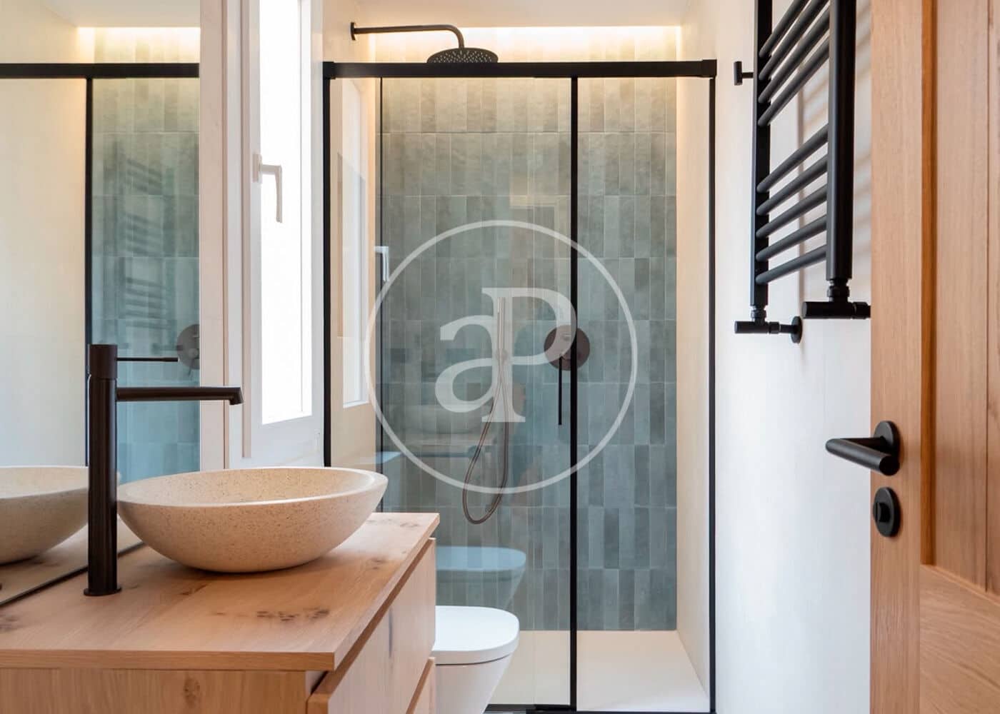 Apartamento de 3 habitaciones en Madrid ciudad en alquiler - 3.600 € (Ref: 9929412)