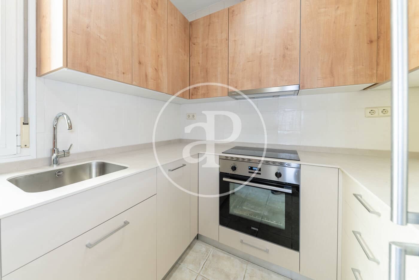 3 Zimmer Apartment zu vermieten in Madrid Stadt - 2.350 € (Ref: 9929414)