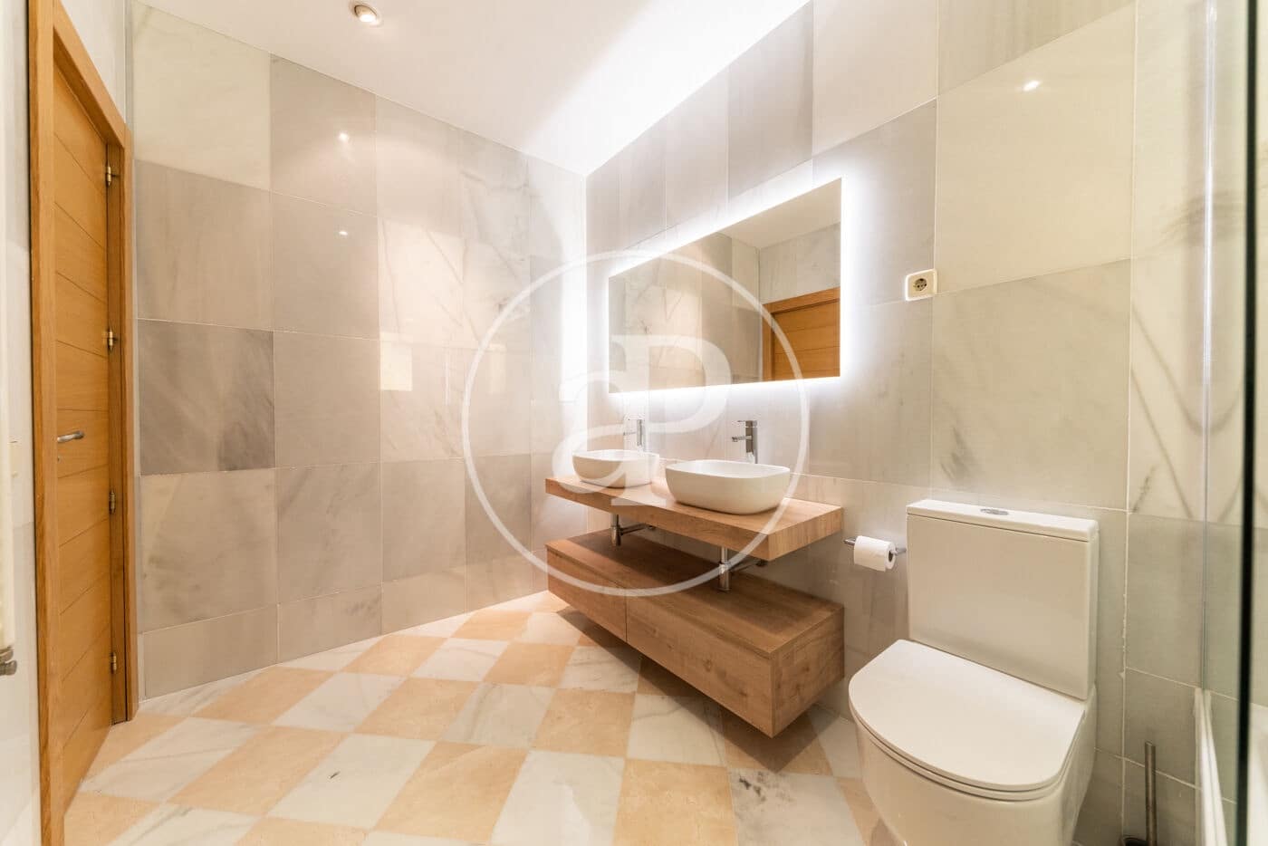 3 Zimmer Apartment zu vermieten in Madrid Stadt - 2.350 € (Ref: 9929414)