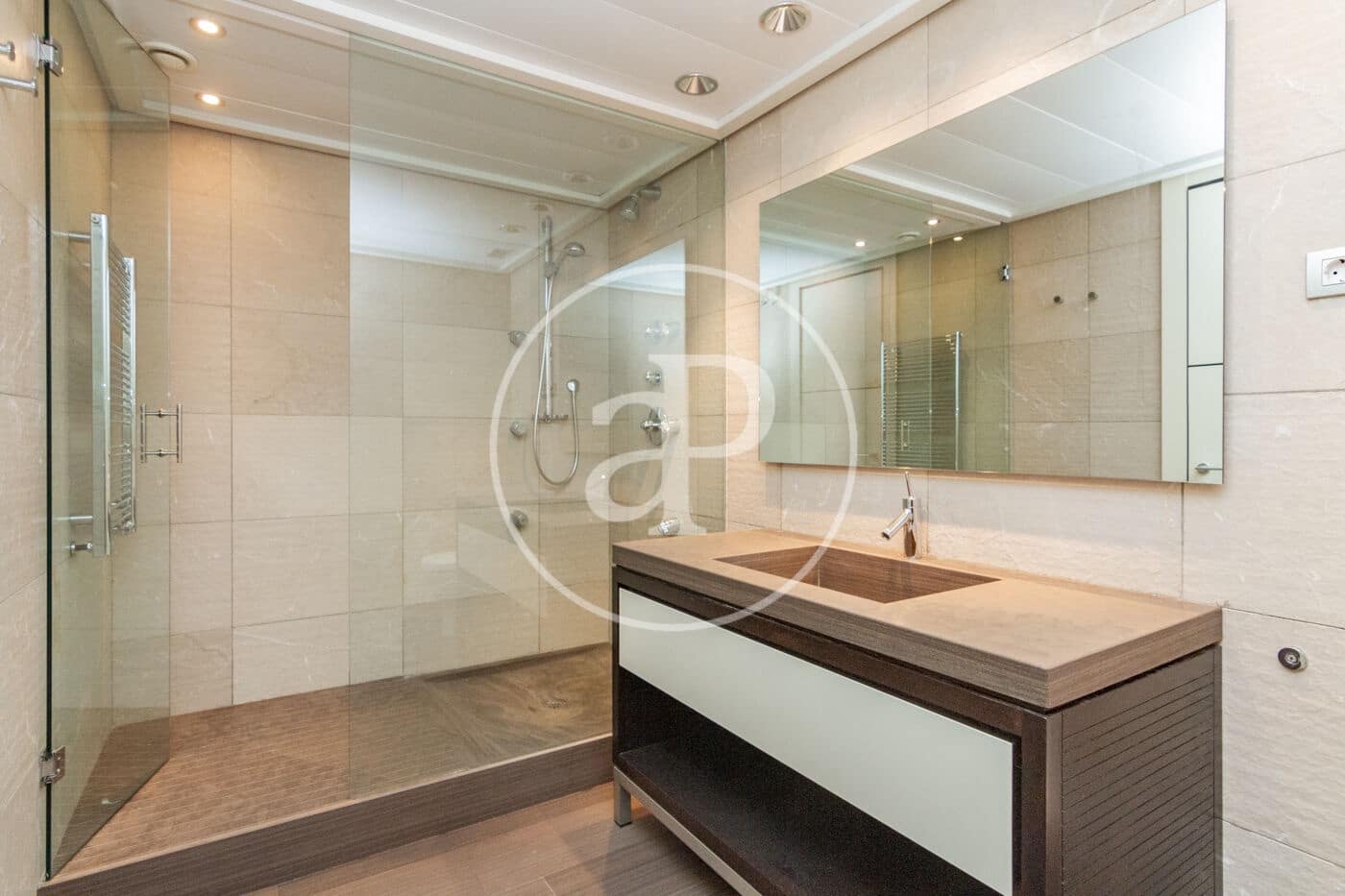 5 bedroom Apartment for sale in Madrid city - € 4,800,000 (Ref: 9929416)