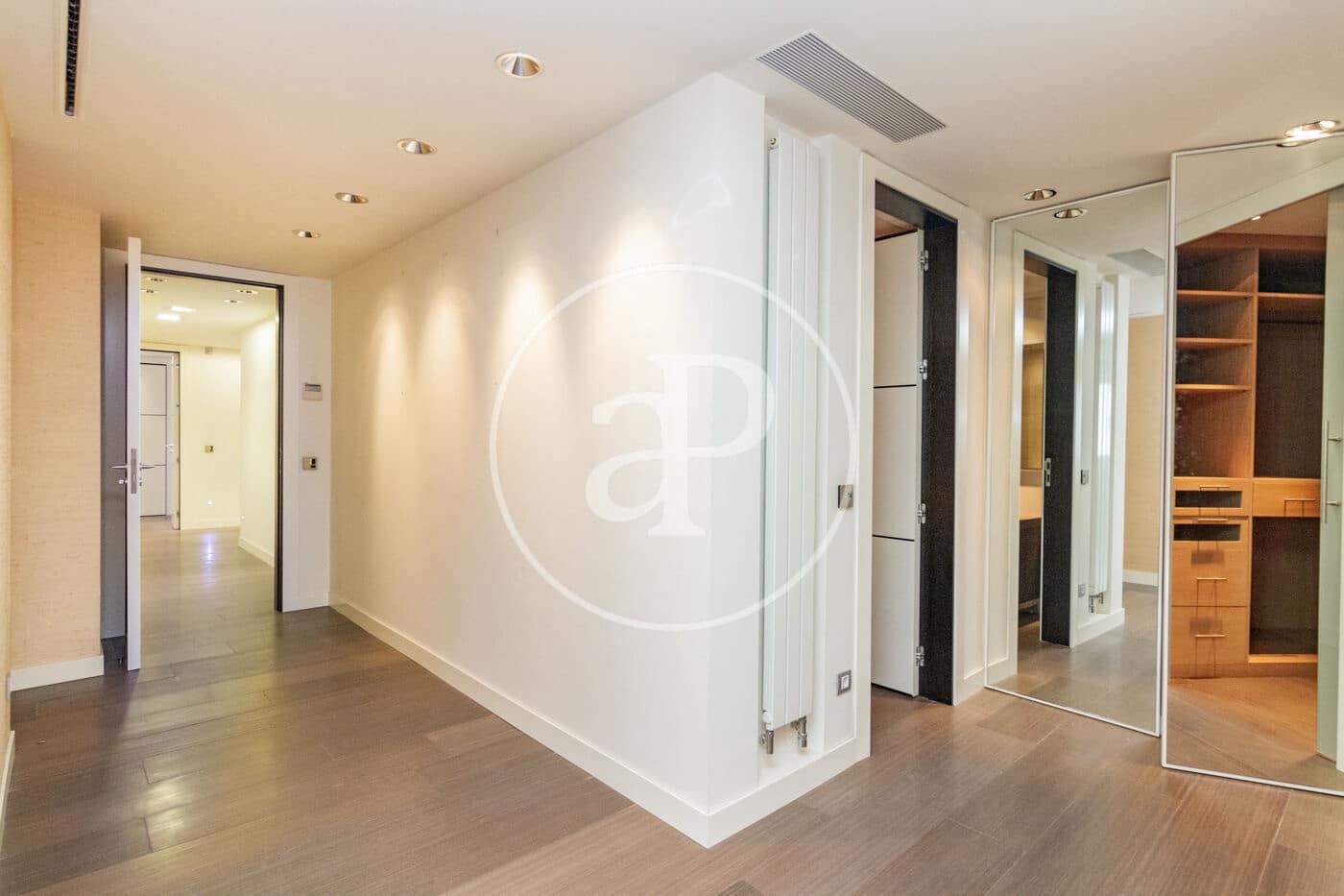 5 bedroom Apartment for sale in Madrid city - € 4,800,000 (Ref: 9929416)