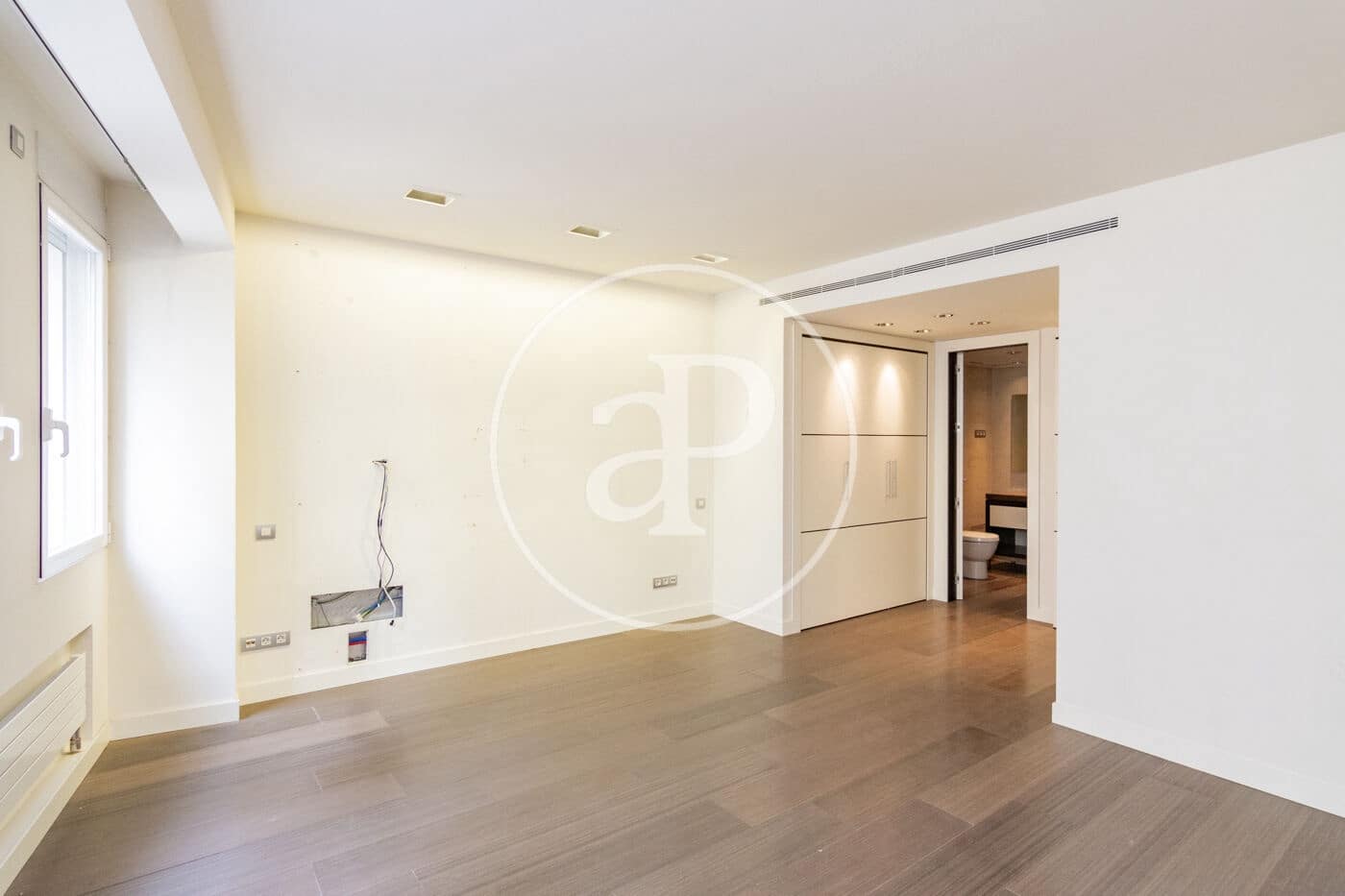 5 bedroom Apartment for sale in Madrid city - € 4,800,000 (Ref: 9929416)