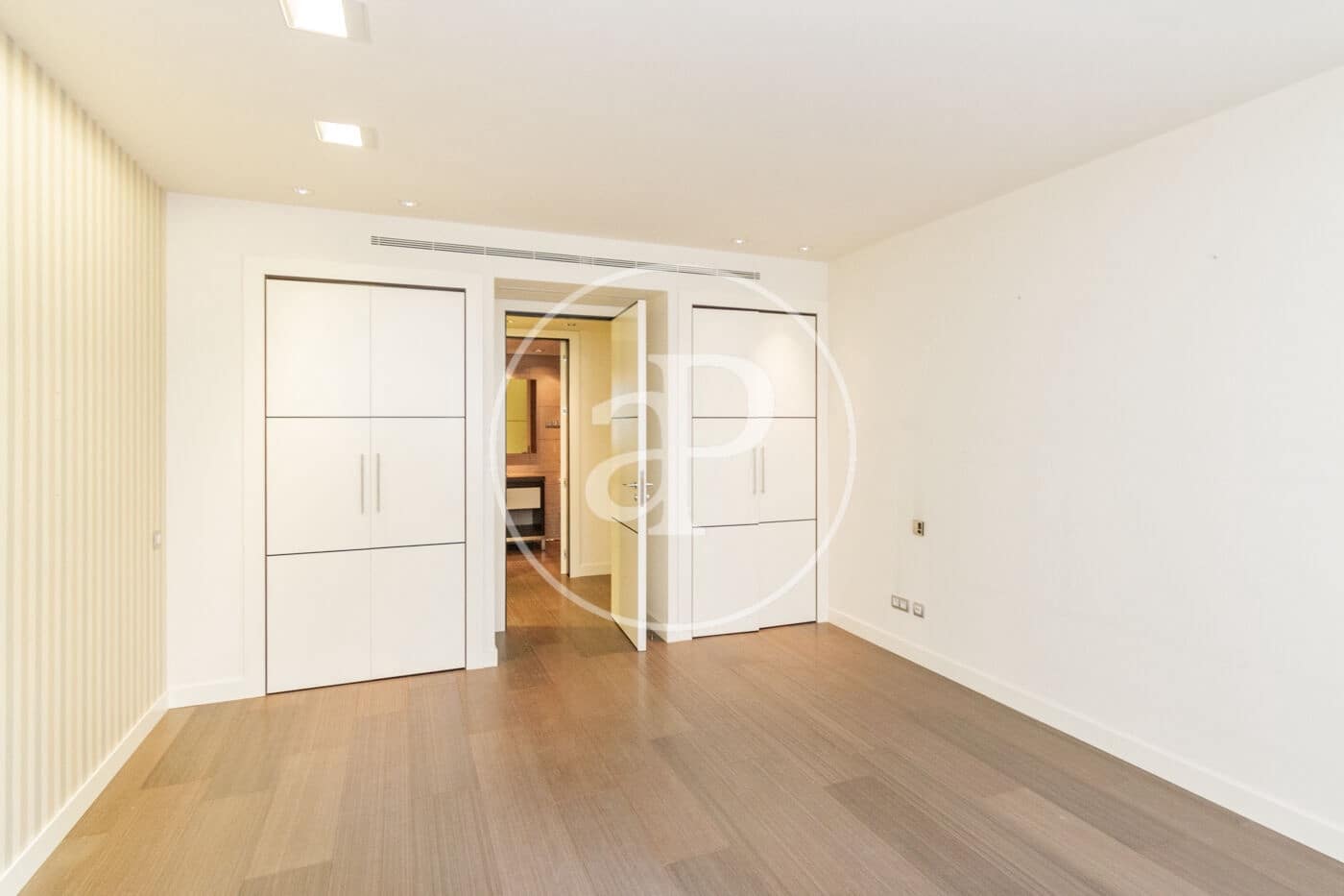 5 bedroom Apartment for sale in Madrid city - € 4,800,000 (Ref: 9929416)